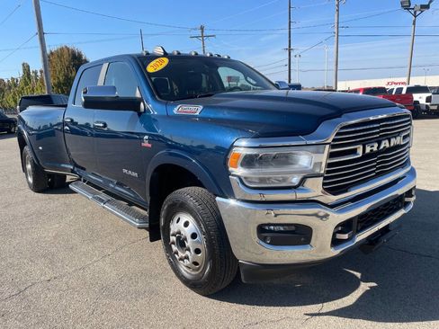 Used 2020 RAM 3500 Laramie image 8