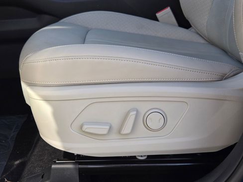 New 2026 Kia Sorento S w/ S Panoramic Sunroof Package FWD image 22