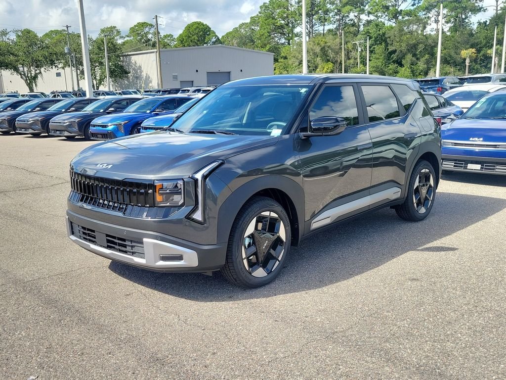 New 2027 Kia Seltos EX FWD image 3