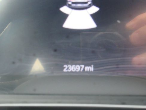 Certified 2025 Jeep Grand Cherokee L Laredo w/ Luxury Tech Group I RWD image 29