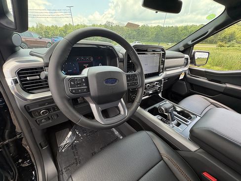 New 2026 Ford F150 Lariat w/ Equipment Group 501A Mid AWD/4WD image 30