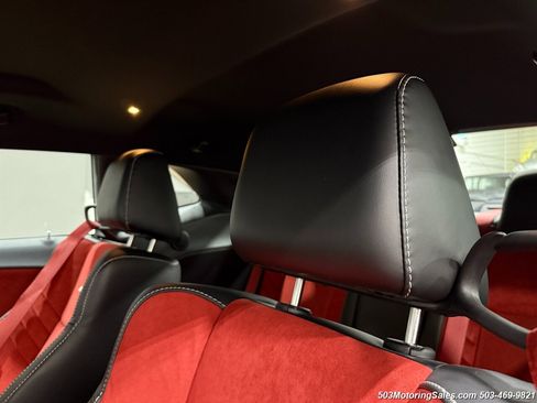 Used 2015 Dodge Challenger SRT Hellcat image 40