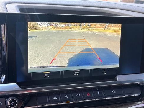 Used 2025 Chevrolet Silverado 1500 LT Trail Boss w/ Convenience Package II image 12