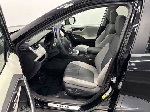 Used 2024 Toyota RAV4 XLE w/ Convenience Package AWD/4WD image 14