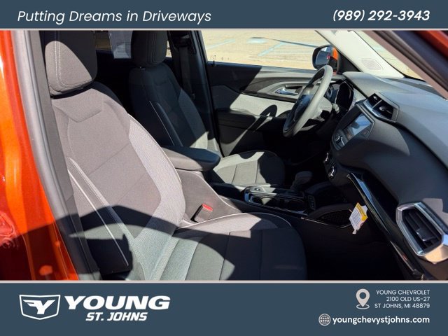 Certified 2022 Chevrolet TrailBlazer LT w/ Driver Confidence Package AWD/4WD image 14