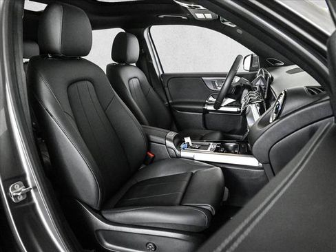 Certified 2025 Mercedes-Benz EQB 300 4MATIC w/ Driver Assistance Package image 23