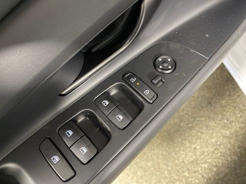 New 2026 Hyundai Elantra Sport image 18