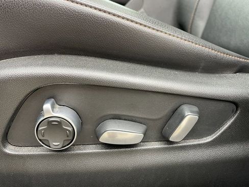 Used 2021 Cadillac XT4 Sport w/ Cold Weather Package FWD image 27