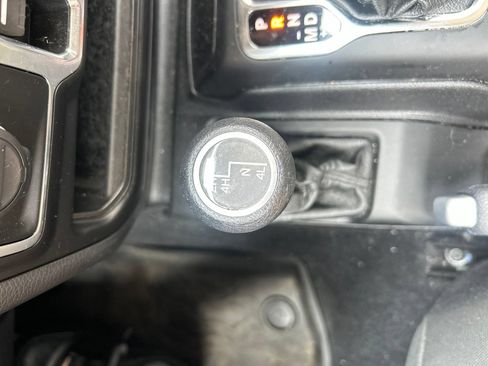 Used 2020 Jeep Wrangler Unlimited Sport AWD/4WD image 25