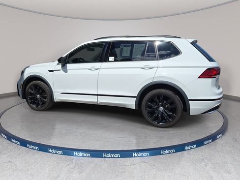 Used 2020 Volkswagen Tiguan SE R-Line AWD/4WD image 9
