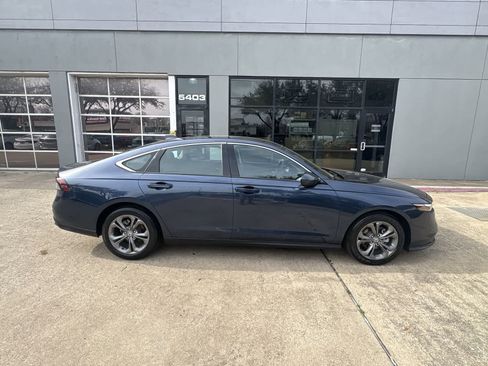 Used 2024 Honda Accord EX image 15