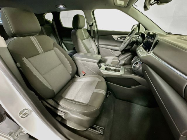 Used 2023 Chevrolet Blazer LT w/ Convenience Package FWD image 28