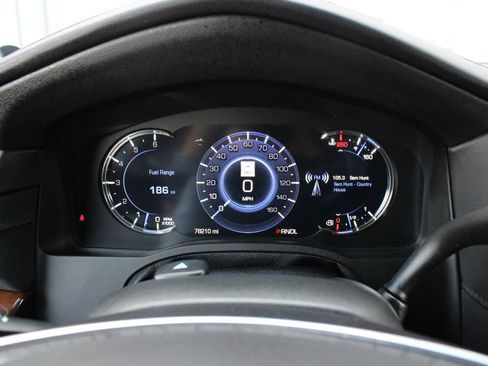 Used 2020 Cadillac Escalade ESV Premium Luxury AWD/4WD image 10