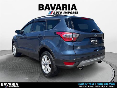 Used 2018 Ford Escape SE AWD/4WD image 3