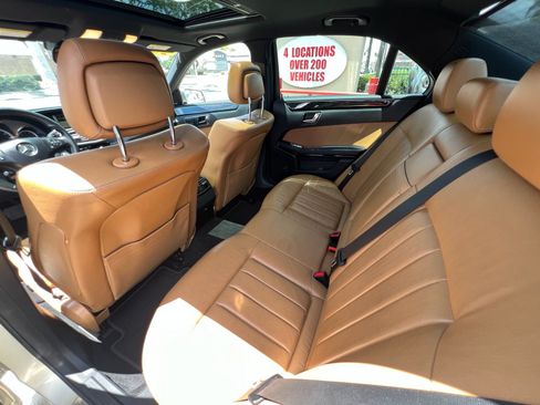 Used 2010 Mercedes-Benz E 350 Sedan image 31