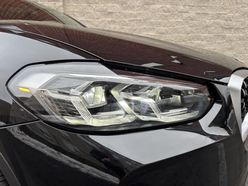 Used 2024 BMW X4 xDrive30i w/ Premium Package image 6