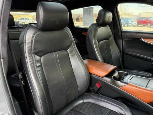 Used 2020 Lincoln Nautilus Black Label w/ Class II Trailer Tow Package AWD/4WD image 28