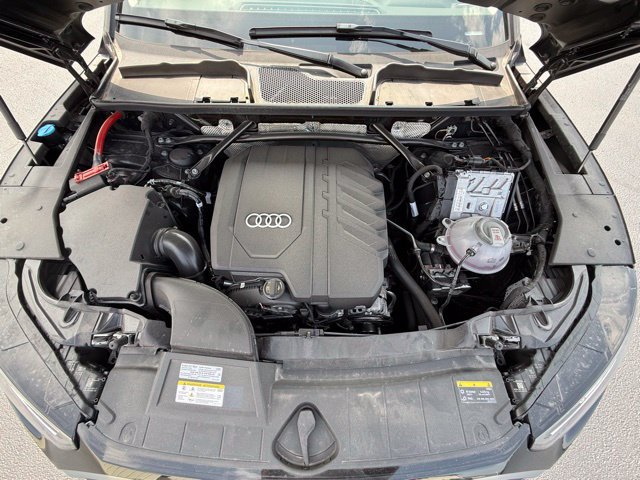 Used 2025 Audi Q5 2.0T Premium Plus w/ Premium Plus Package AWD/4WD image 23