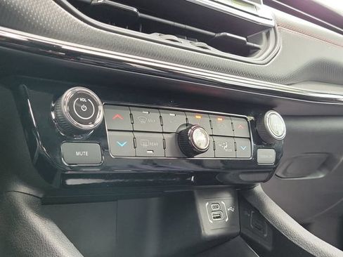 Used 2022 Jeep Compass Trailhawk AWD/4WD image 29
