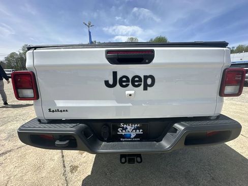Used 2021 Jeep Gladiator Sport AWD/4WD image 33