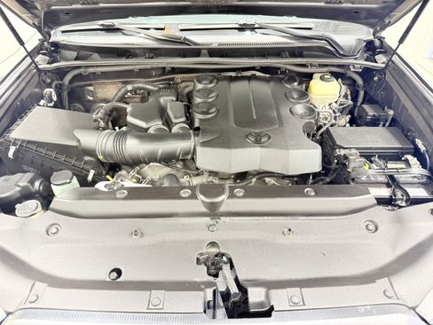 Used 2021 Toyota 4Runner TRD Off-Road Premium w/ Moonroof Package image 23