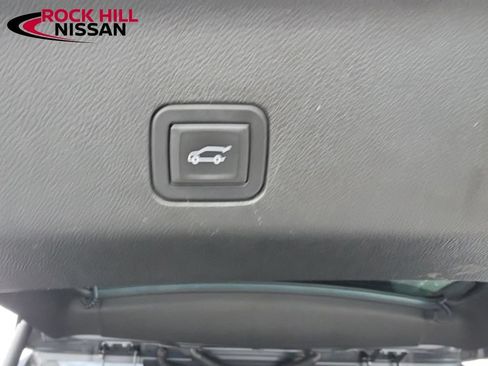 Used 2022 Chevrolet Tahoe LT AWD/4WD image 32