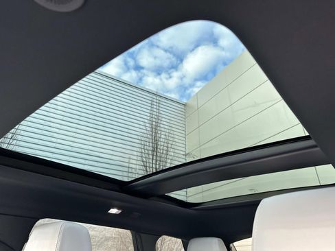 New 2026 Land Rover Range Rover Evoque S image 18