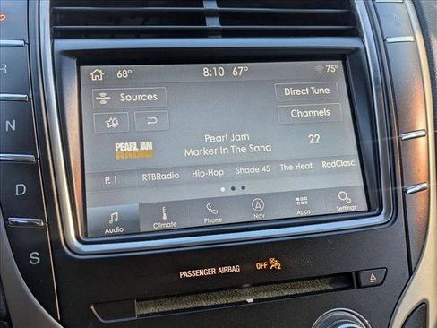 Used 2019 Lincoln Nautilus Reserve image 10