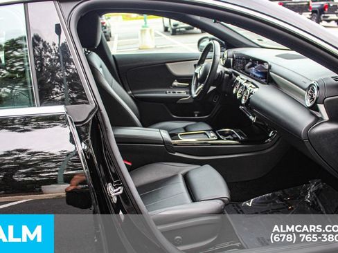 Used 2025 Mercedes-Benz CLA 250 image 20