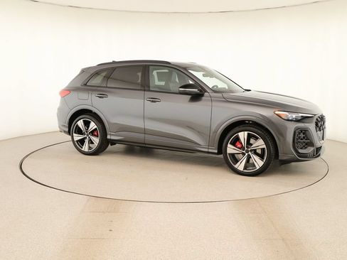 New 2026 Audi SQ5 Premium Plus AWD/4WD image 9