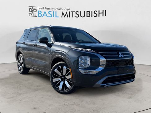 New 2026 Mitsubishi Outlander SEL image 1