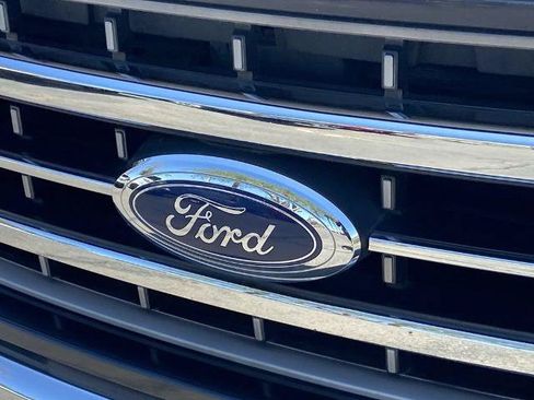 Used 2021 Ford F150 Lariat w/ Equipment Group 502A High AWD/4WD image 27