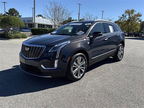 Used 2025 Cadillac XT5 Premium Luxury image 7