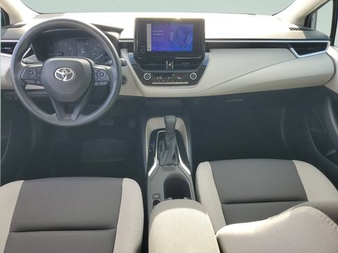 Used 2023 Toyota Corolla LE w/ LE Convenience Package FWD image 11