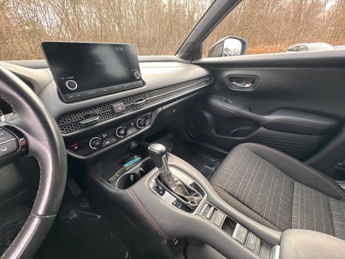 Used 2024 Honda HR-V Sport image 26