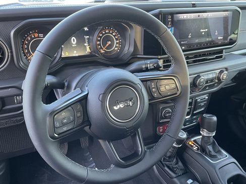 New 2026 Jeep Gladiator Mojave AWD/4WD image 22