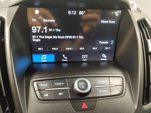 Used 2019 Ford Escape SEL AWD/4WD image 25