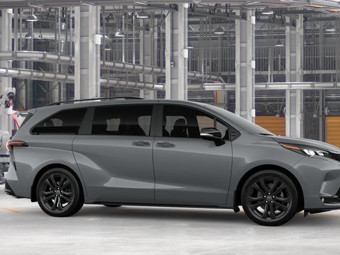 New 2026 Toyota Sienna XSE FWD image 13