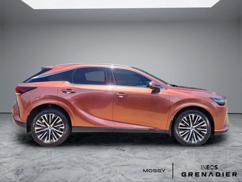 Used 2023 Lexus RX 350 Premium Plus w/ Accessory Package (K3) FWD image 8