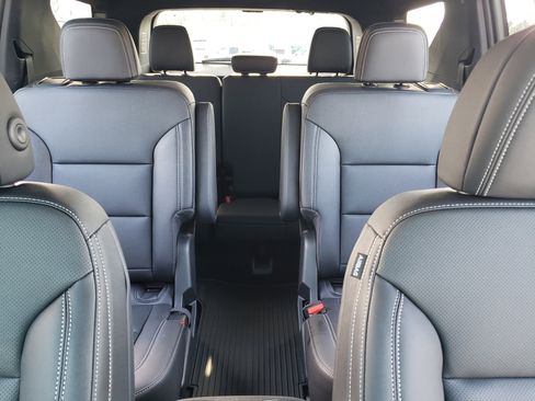 New 2026 Chevrolet Traverse LT w/ Midnight/Sport Edition image 32