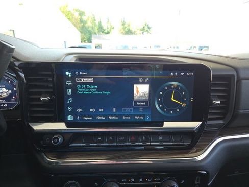 Used 2024 Chevrolet Silverado 1500 LT AWD/4WD image 61