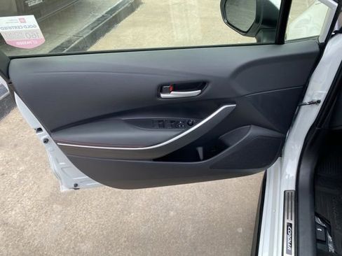 Certified 2024 Toyota Corolla SE image 14