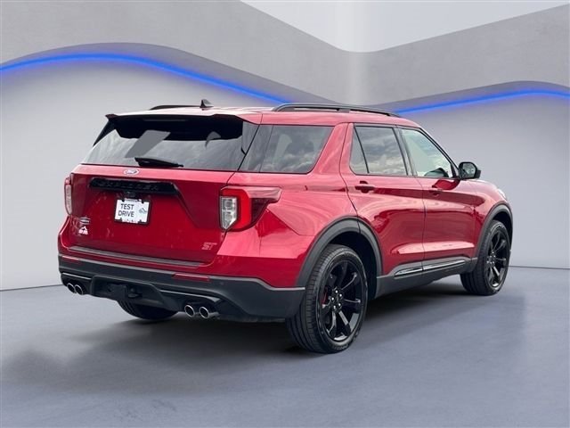 Used 2022 Ford Explorer ST w/ ST Street Pack AWD/4WD image 5