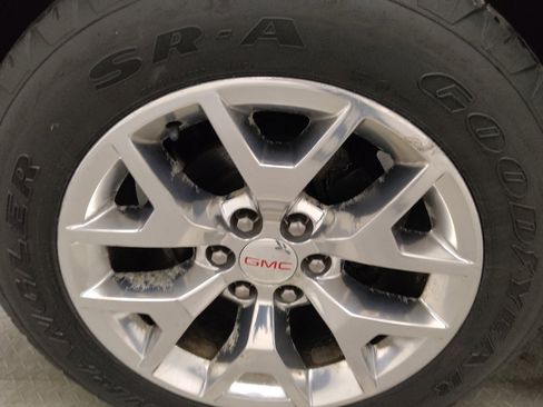 Used 2017 GMC Sierra 1500 SLT w/ SLT Premium Package image 31