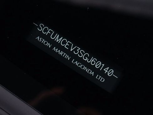 Used 2025 Aston Martin Vanquish RWD image 43