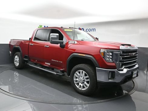 Used 2022 GMC Sierra 2500 SLT w/ SLT Premium Package AWD/4WD image 2