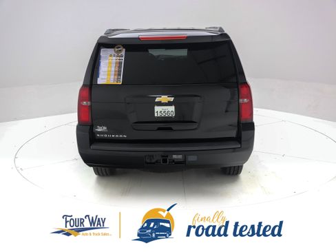 Used 2017 Chevrolet Suburban 3500 LS w/ Driver Alert Package AWD/4WD image 5