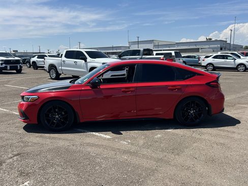 Used 2024 Honda Civic Sport image 2