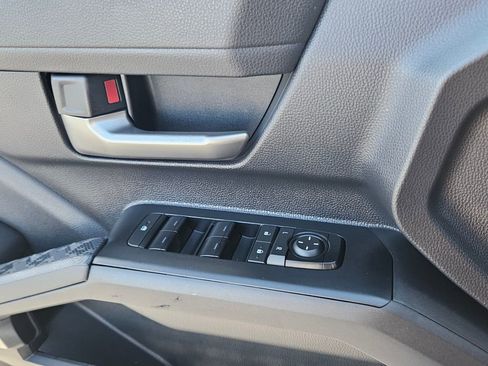 Used 2024 Toyota Tacoma TRD Sport image 31