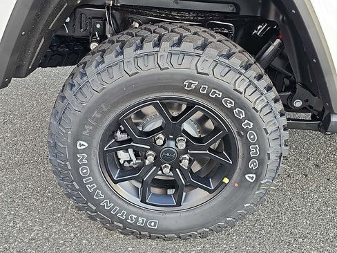 New 2026 Jeep Gladiator Sport image 5